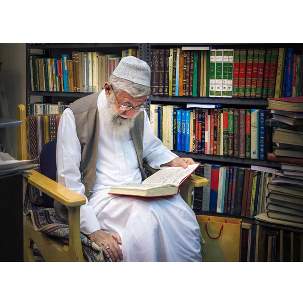 agha1 قاب عکس مقام معظم رهبری شاسی 9 در 13 - Image 1
